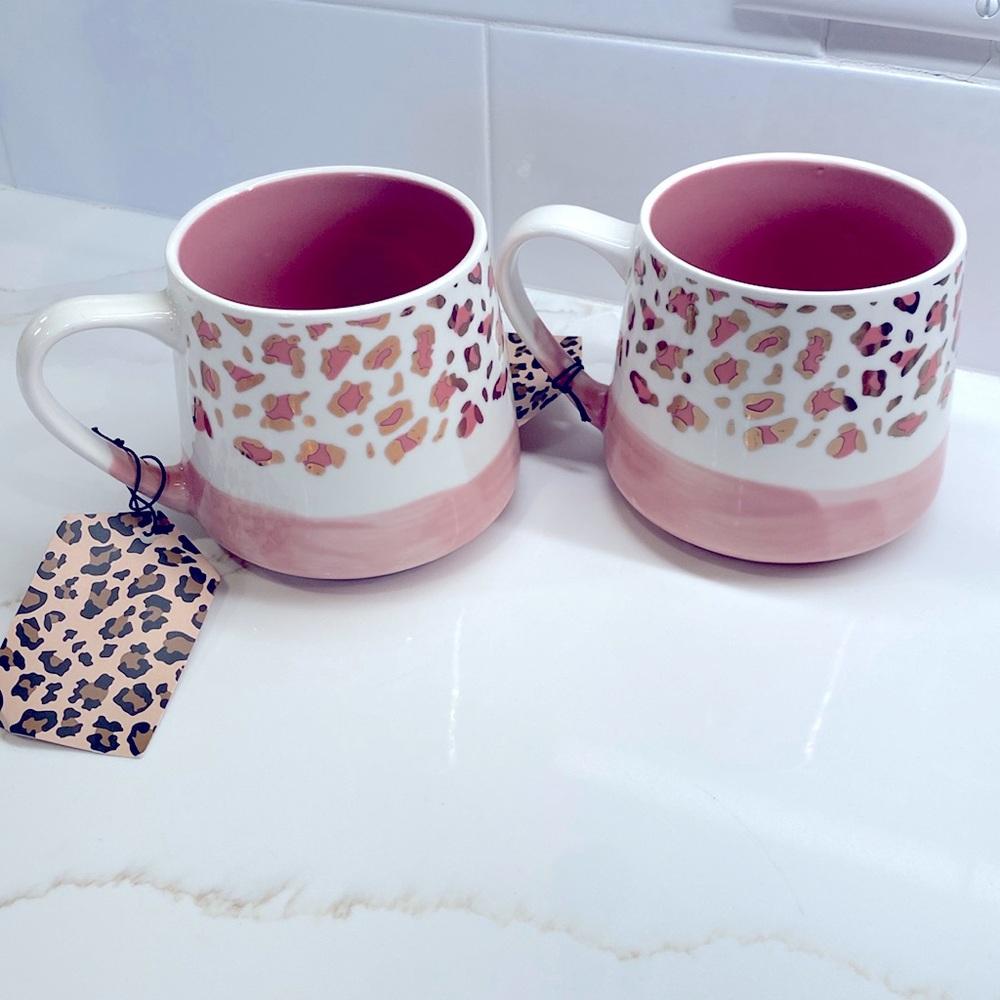 Set of 2 mugs by stay wild